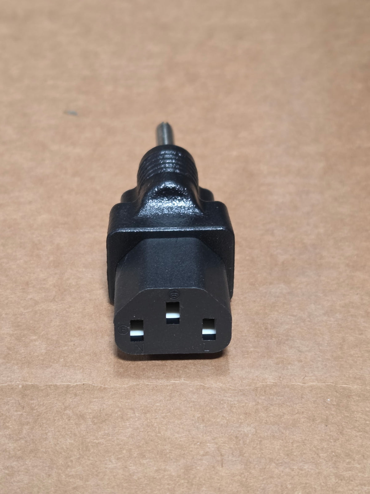 ADAPTER, C13 TO NEMA 5-15