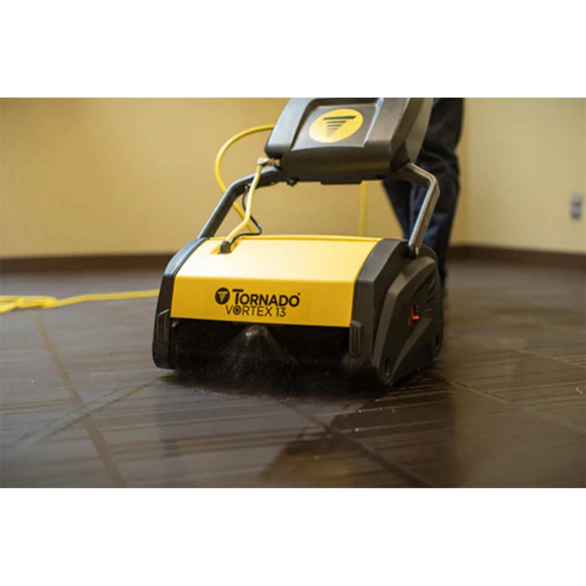 Tornado Vortex 18 Multi-Surface Scrubber