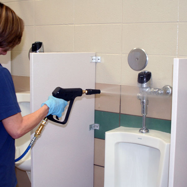 Touchless Bathroom Cleaning Kit: Spray Gun & Squeegee Wand - DryMaster  Systems