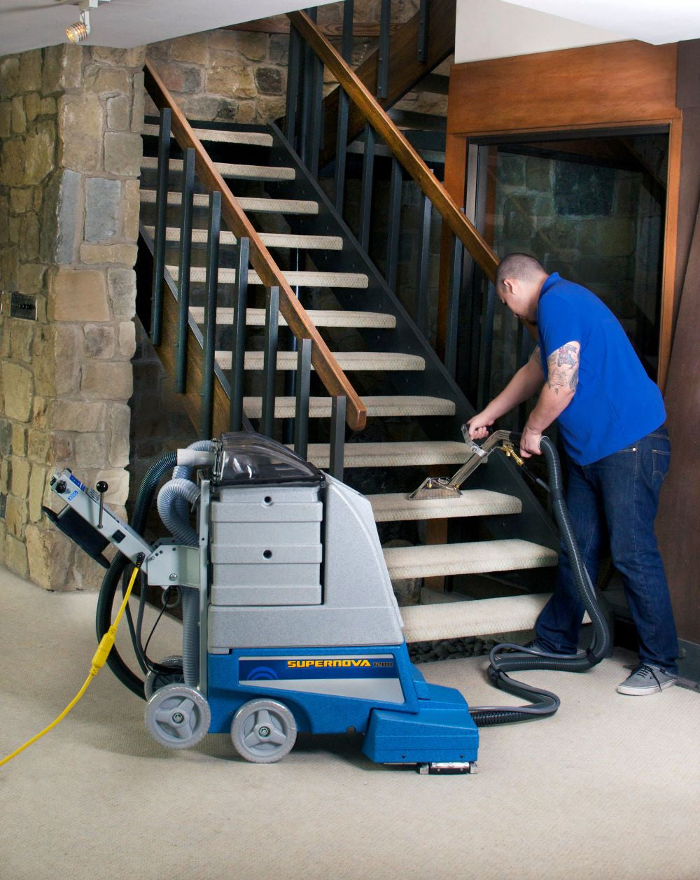 Commercial carpet cleaning equipment